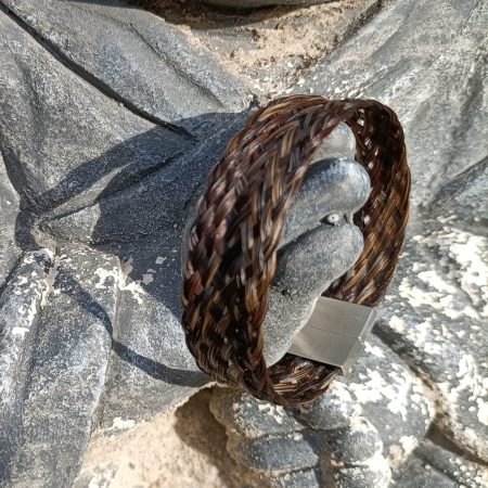 Paardenhaar armband breed gevlochten - bruin