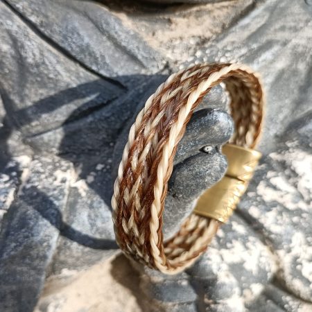Paardenhaar armband met 4 Vierkant gevlochten vlechten