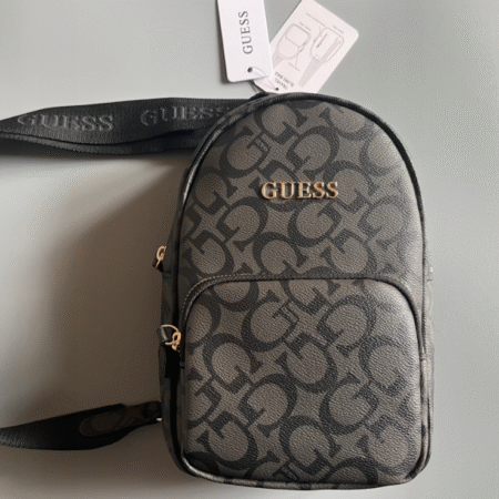Guess crossbody-rugzak - mooi en modieus - kleur Goal